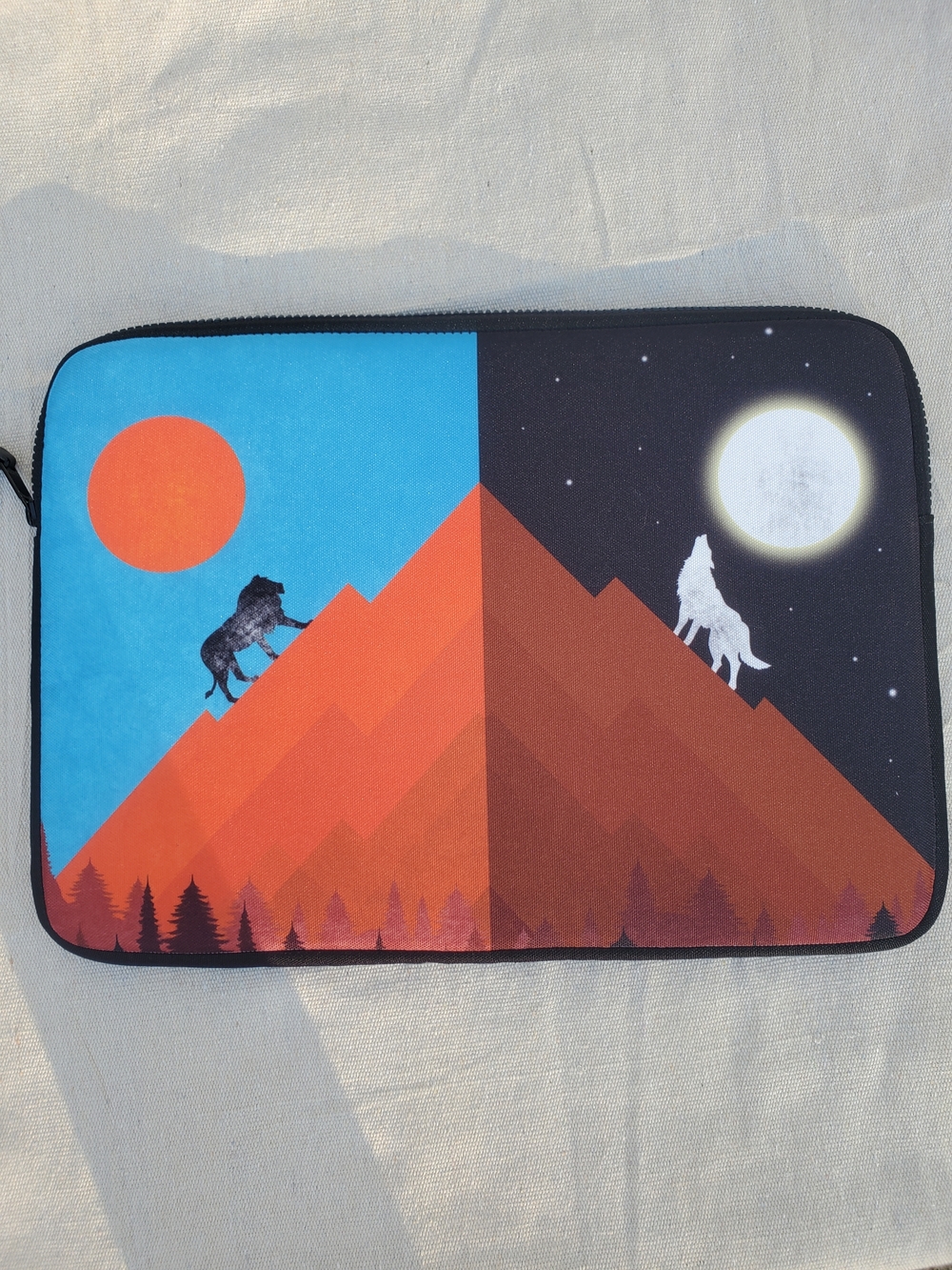 Wolf & Lion Laptop Sleeve